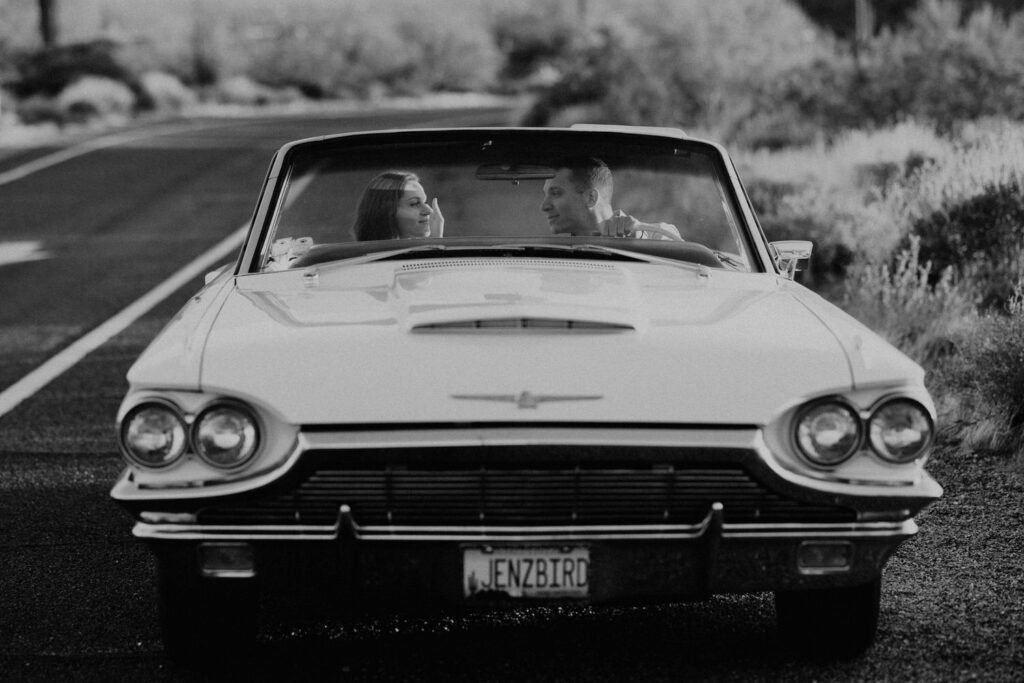 snowy superstition mountains, Vintage Car